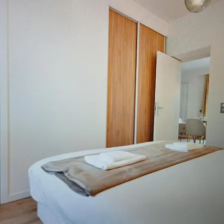 Sumptuous 3br 8p With Terrace Paris